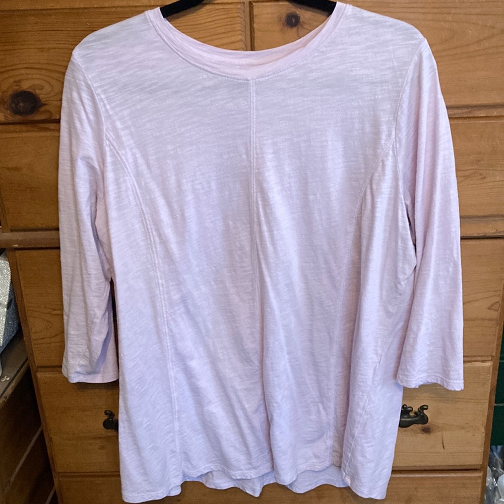 J.Jill 1x lavender three-quarter sleeve top. Perfect for spring and summer!!!